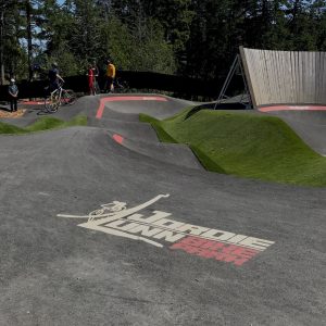 Top 21 Canadian Mountain Bike Moments of 2021: Part 3 (Jordie Lunn Bike Park Feature)