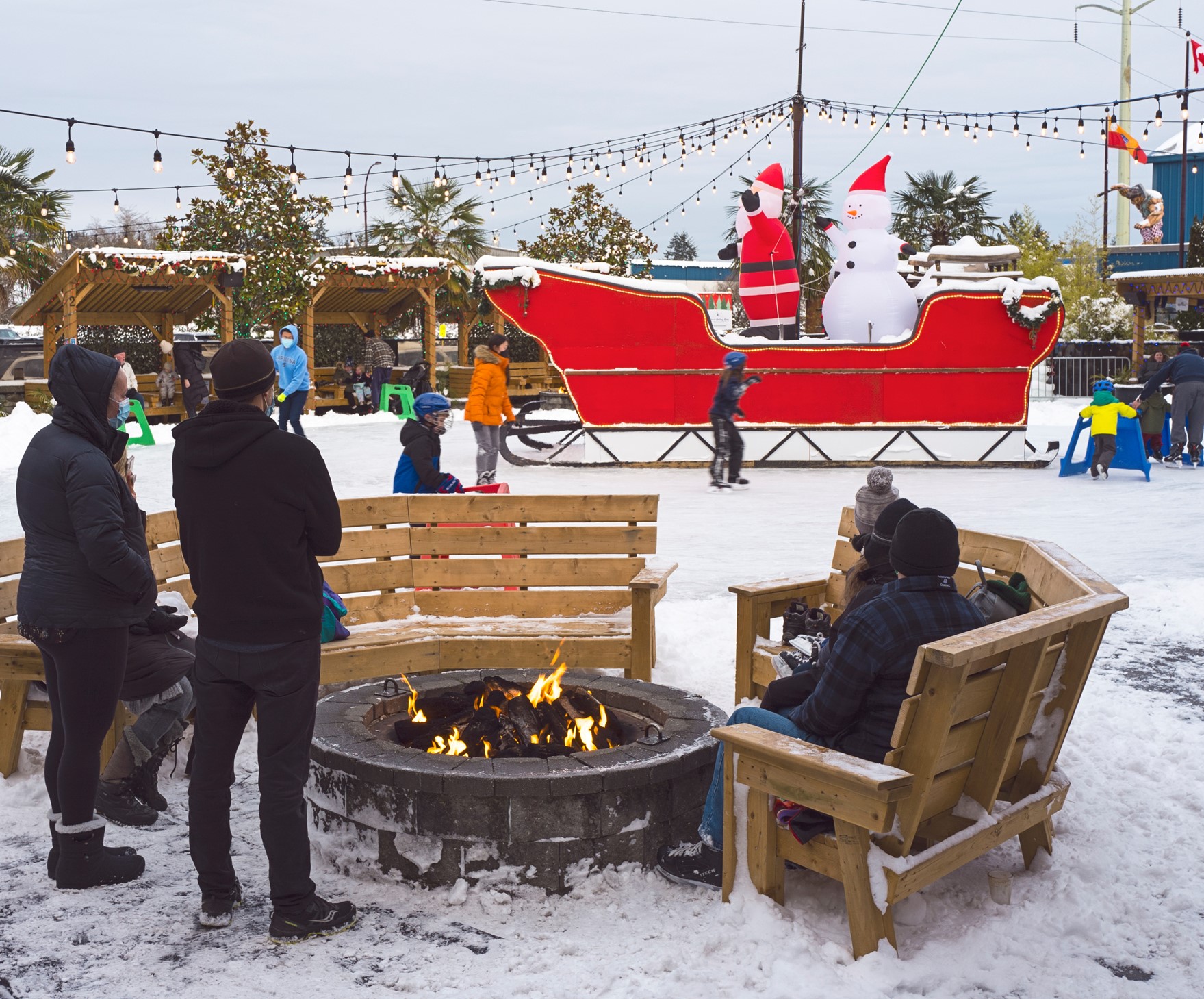 Seasonal ice skating rink Seasonal ice skating rink